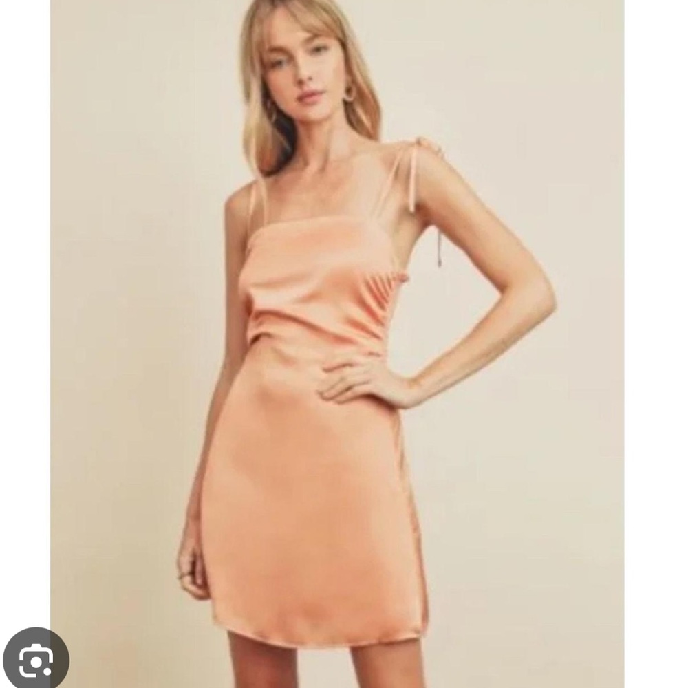 Dress Forum Peach Colored Dress Small
